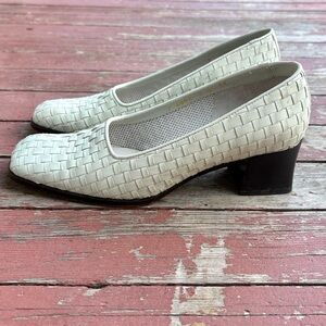 Cole Haan Vintage Women's Cream Woven Loafers
